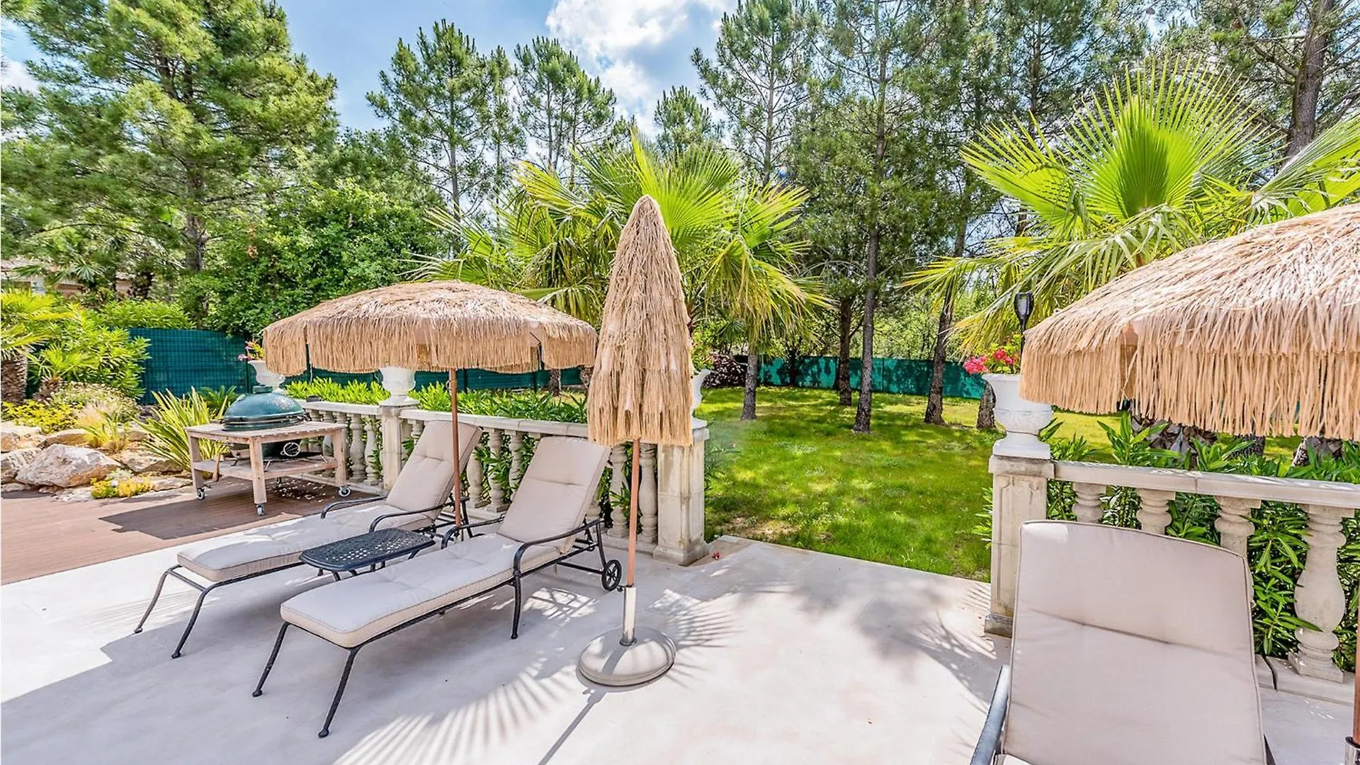 Amazing Home In Grimaud With Kitchen